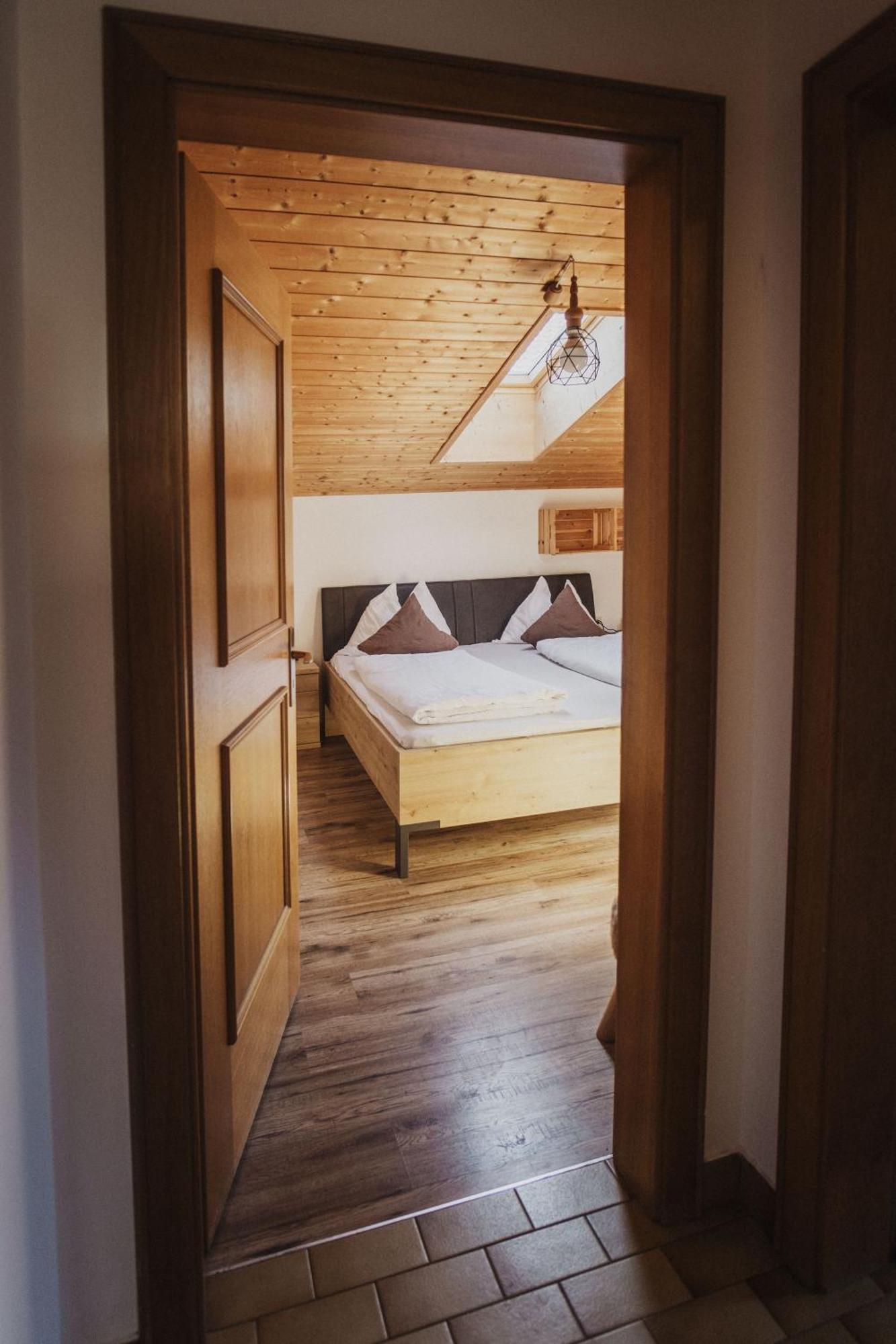 Toellhof Apartments And Farm Natz-Schabs Екстериор снимка