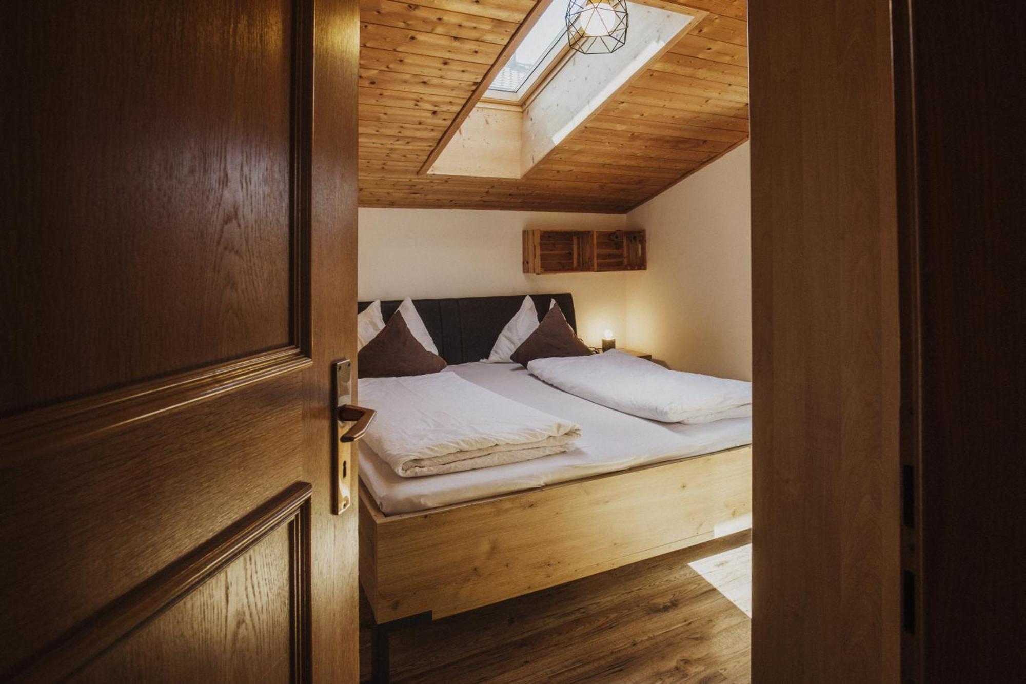 Toellhof Apartments And Farm Natz-Schabs Екстериор снимка