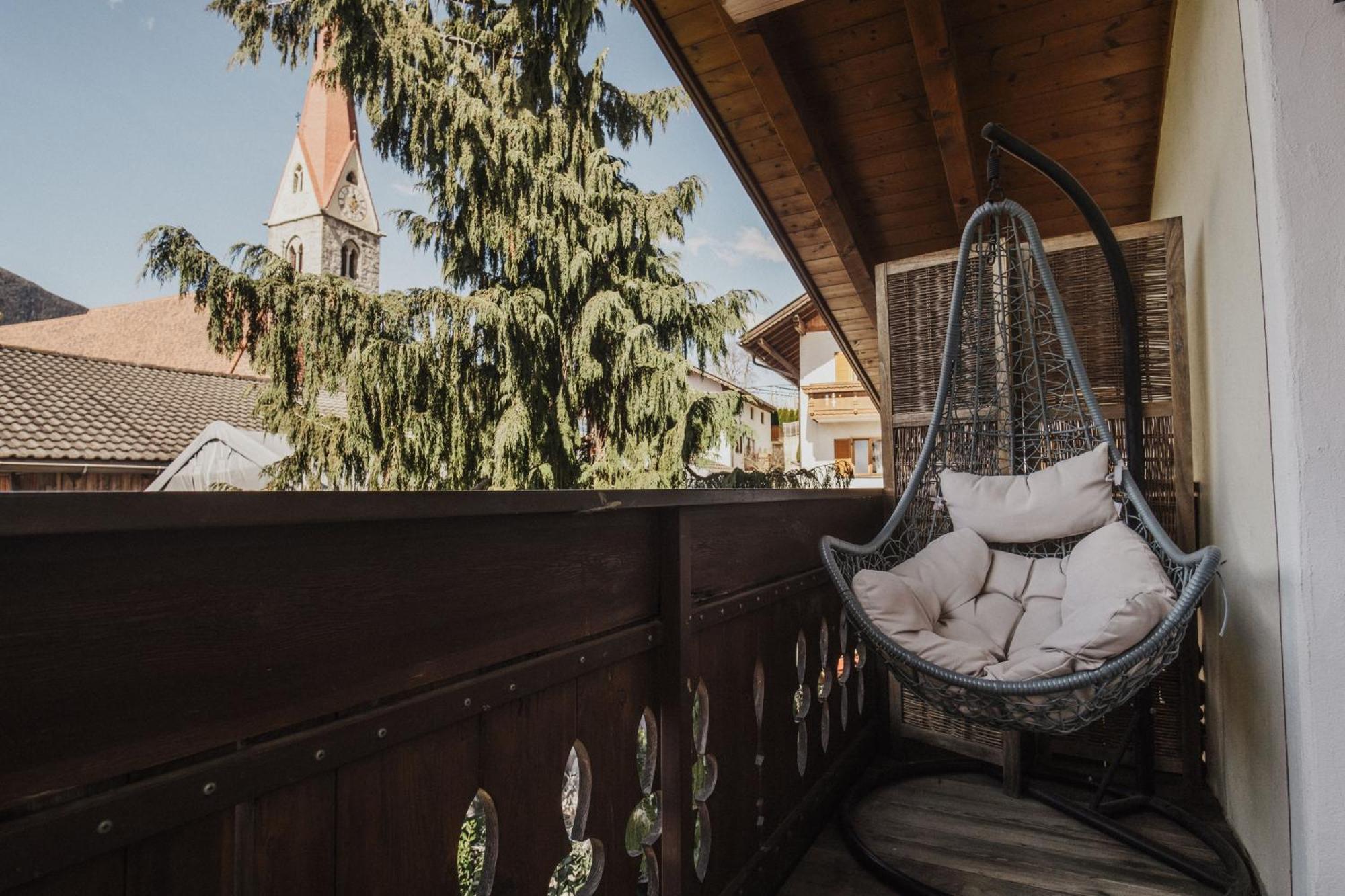 Toellhof Apartments And Farm Natz-Schabs Екстериор снимка