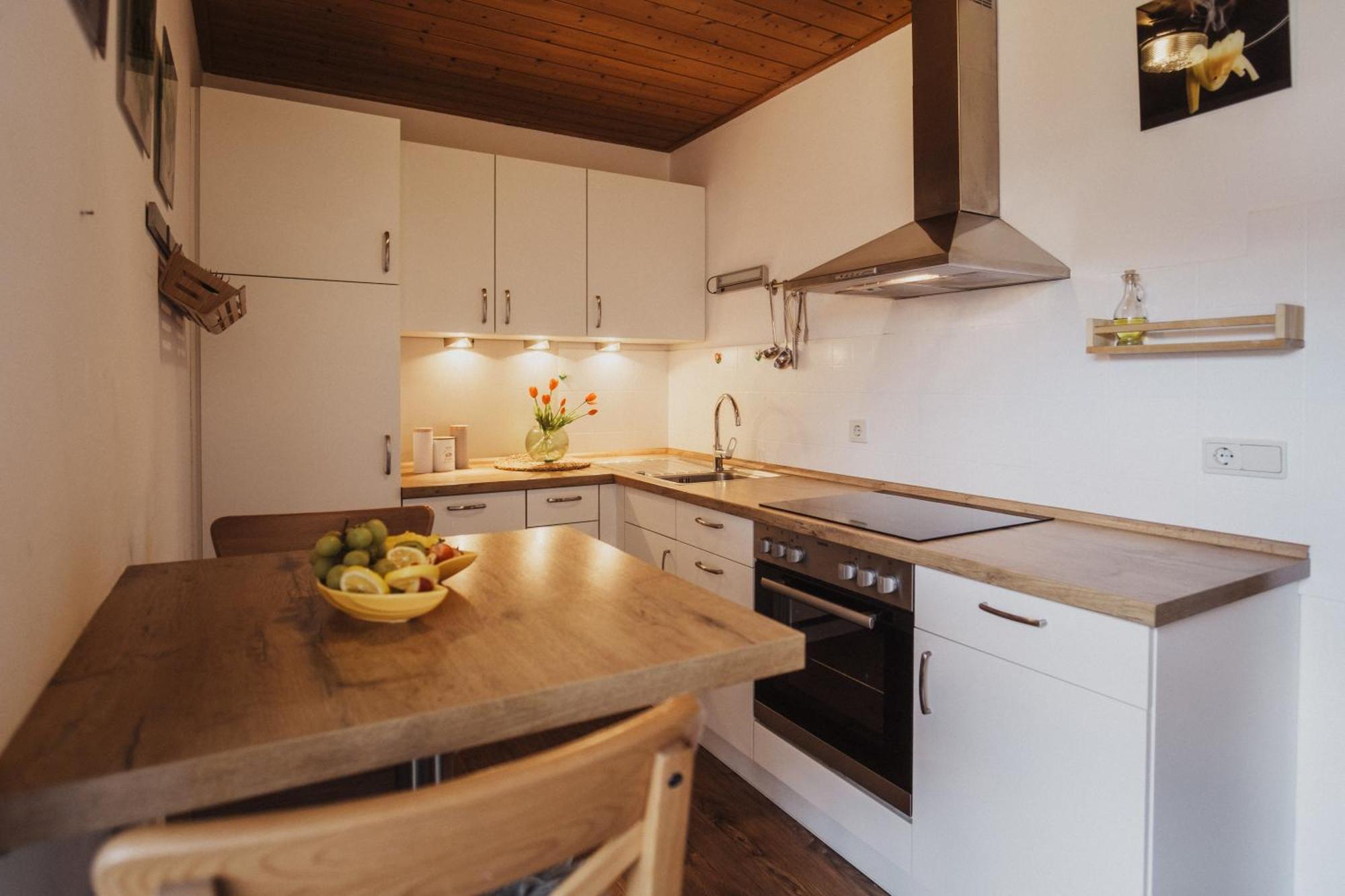 Toellhof Apartments And Farm Natz-Schabs Екстериор снимка